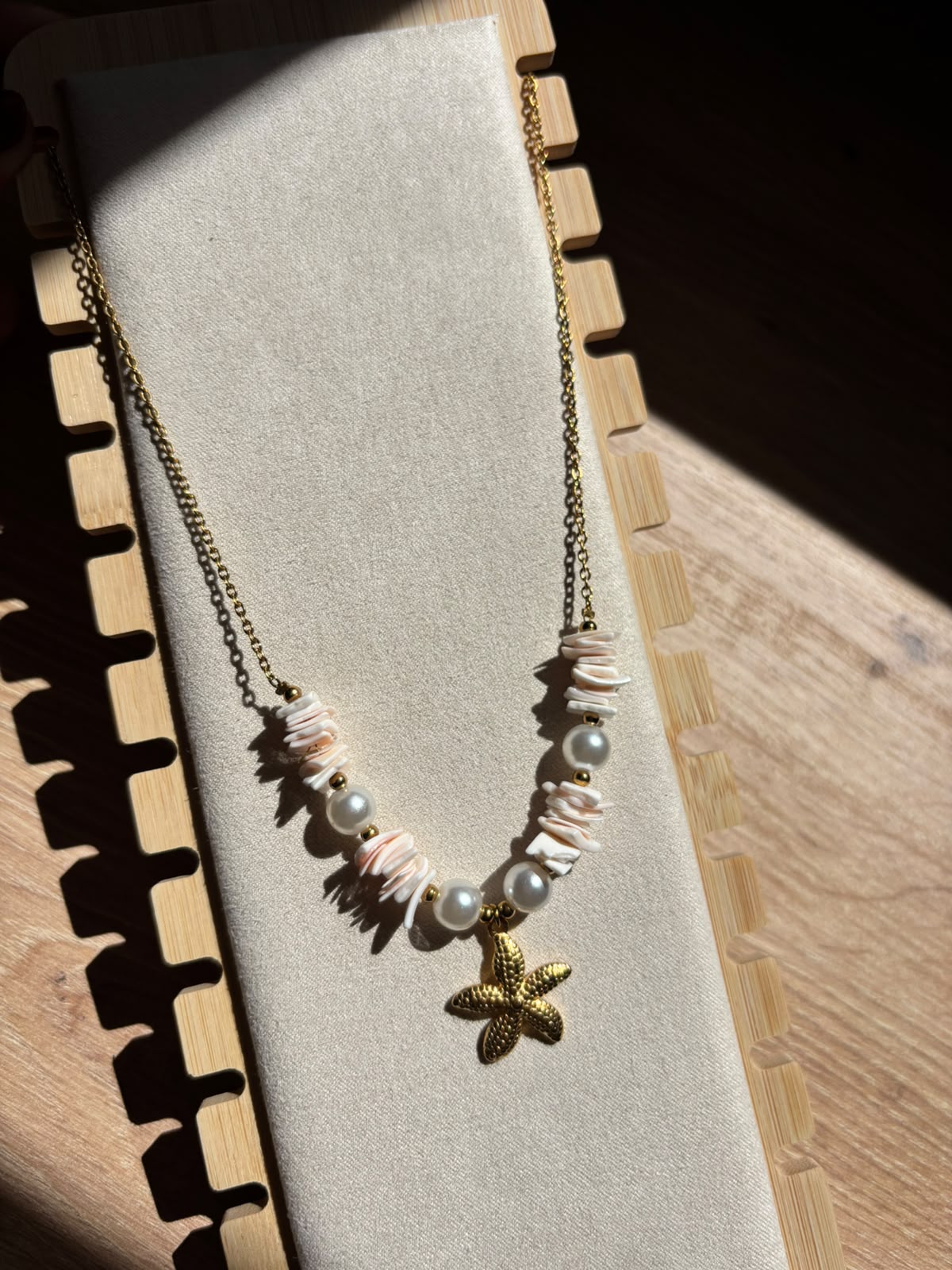 Collares